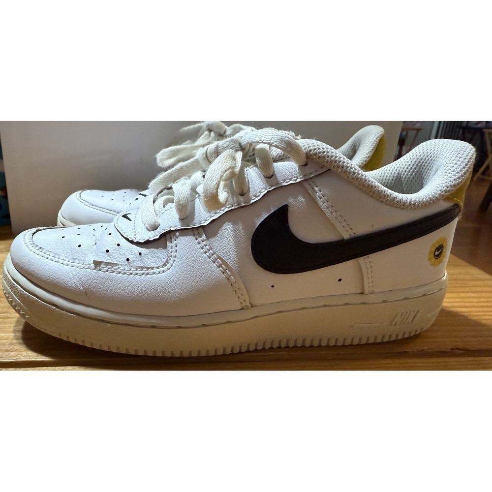 NIKE "Have A Nike Day" Size 2Y ‎ Sneakers With Sunflower Yellow And White